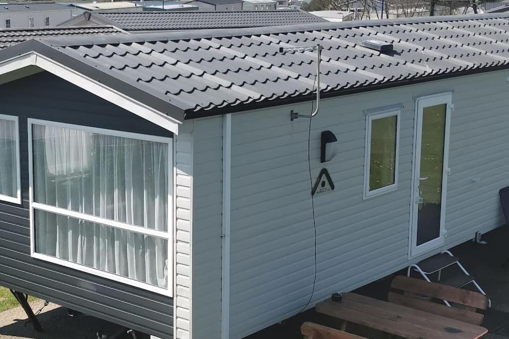 Sea Breeze, Modern, Cosy Holiday Home Haverigg Eksteriør billede